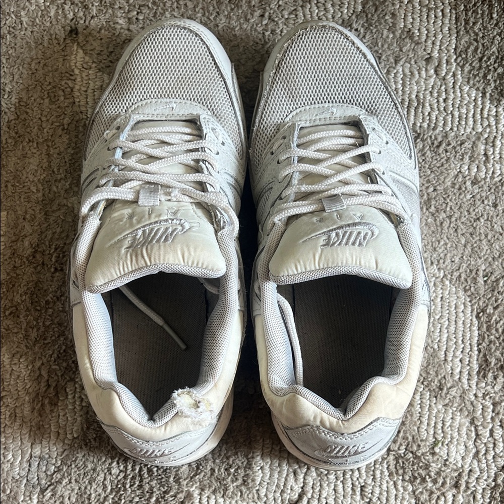 Nike Men's Gray and White Sneakers